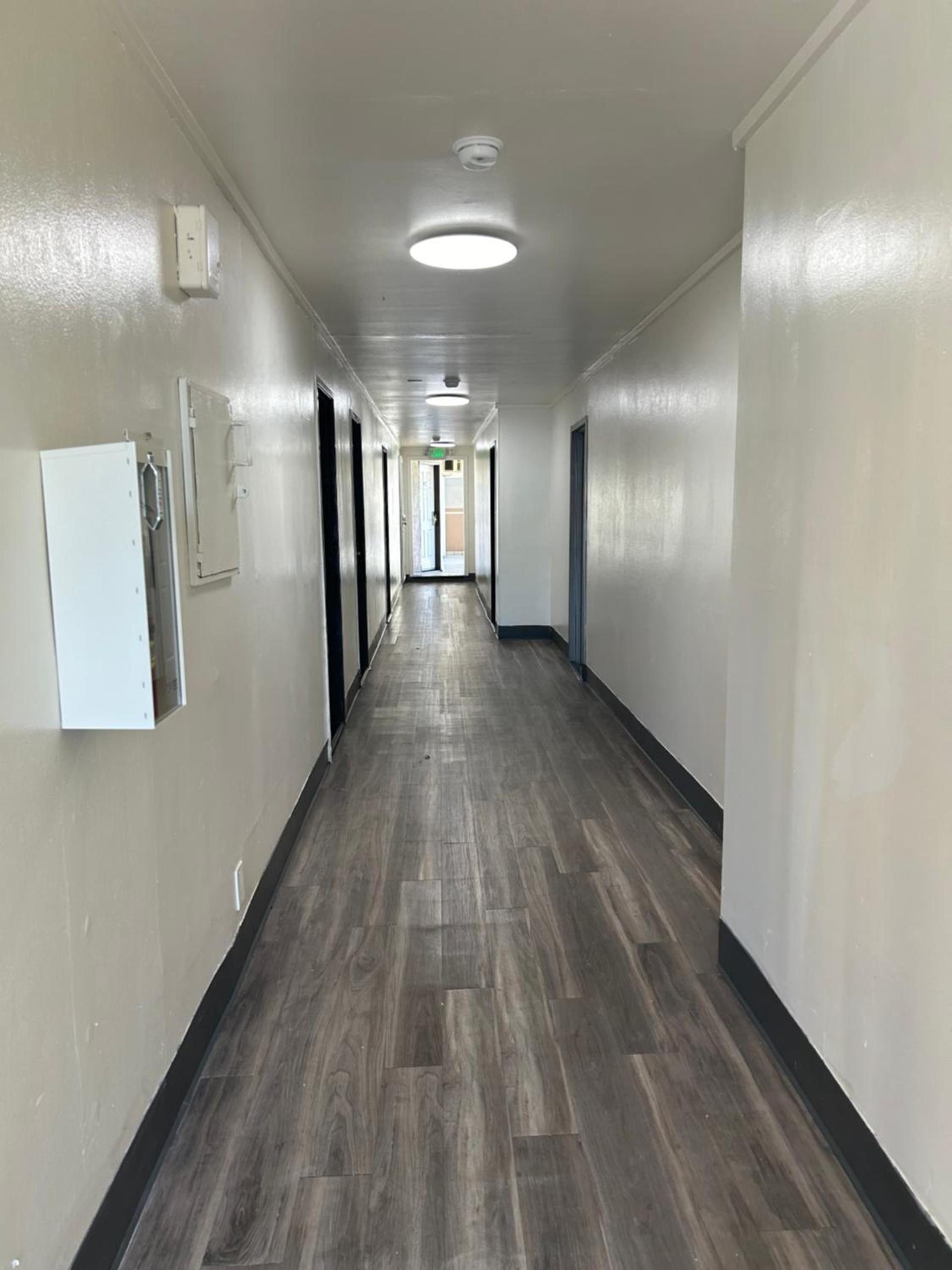 Budget Inn Hollywood photo 19