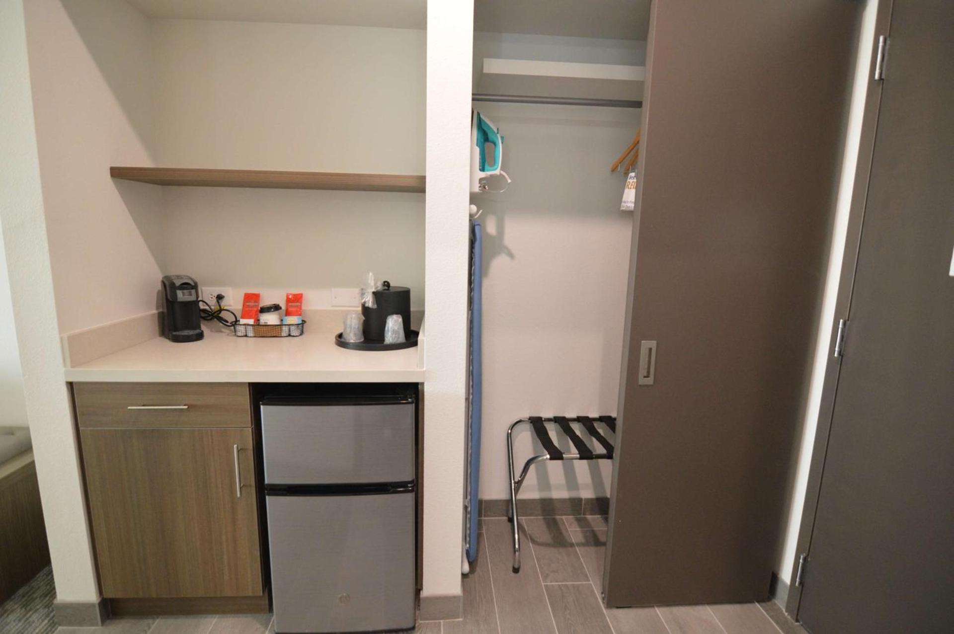 Wingate by Wyndham Austin North - Round Rock photo 12