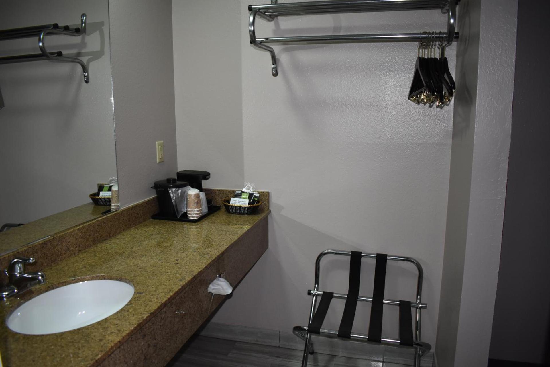The Heritage Inn, Inc photo 14