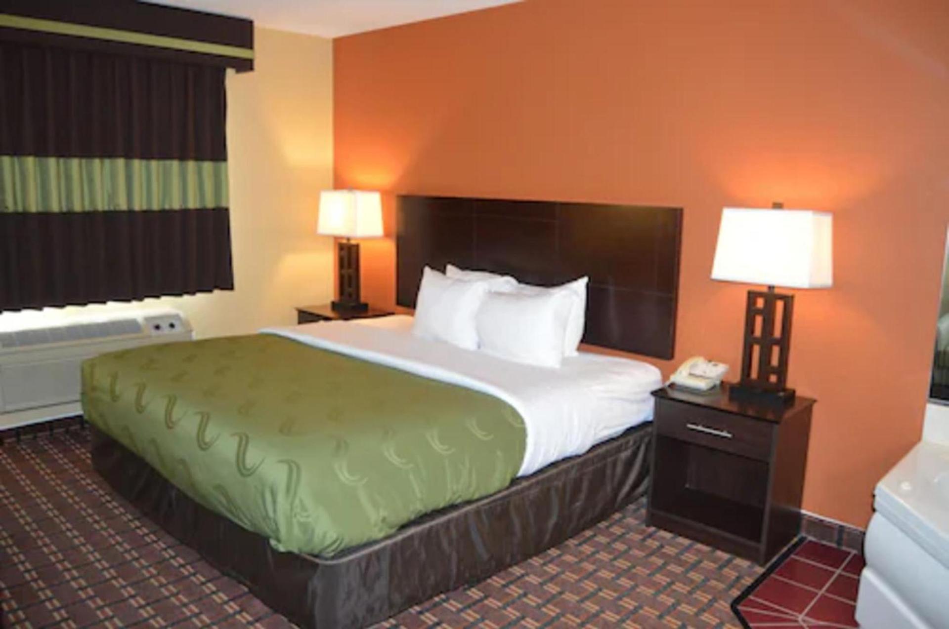Quality Inn O'Fallon IL - St Louis photo 25