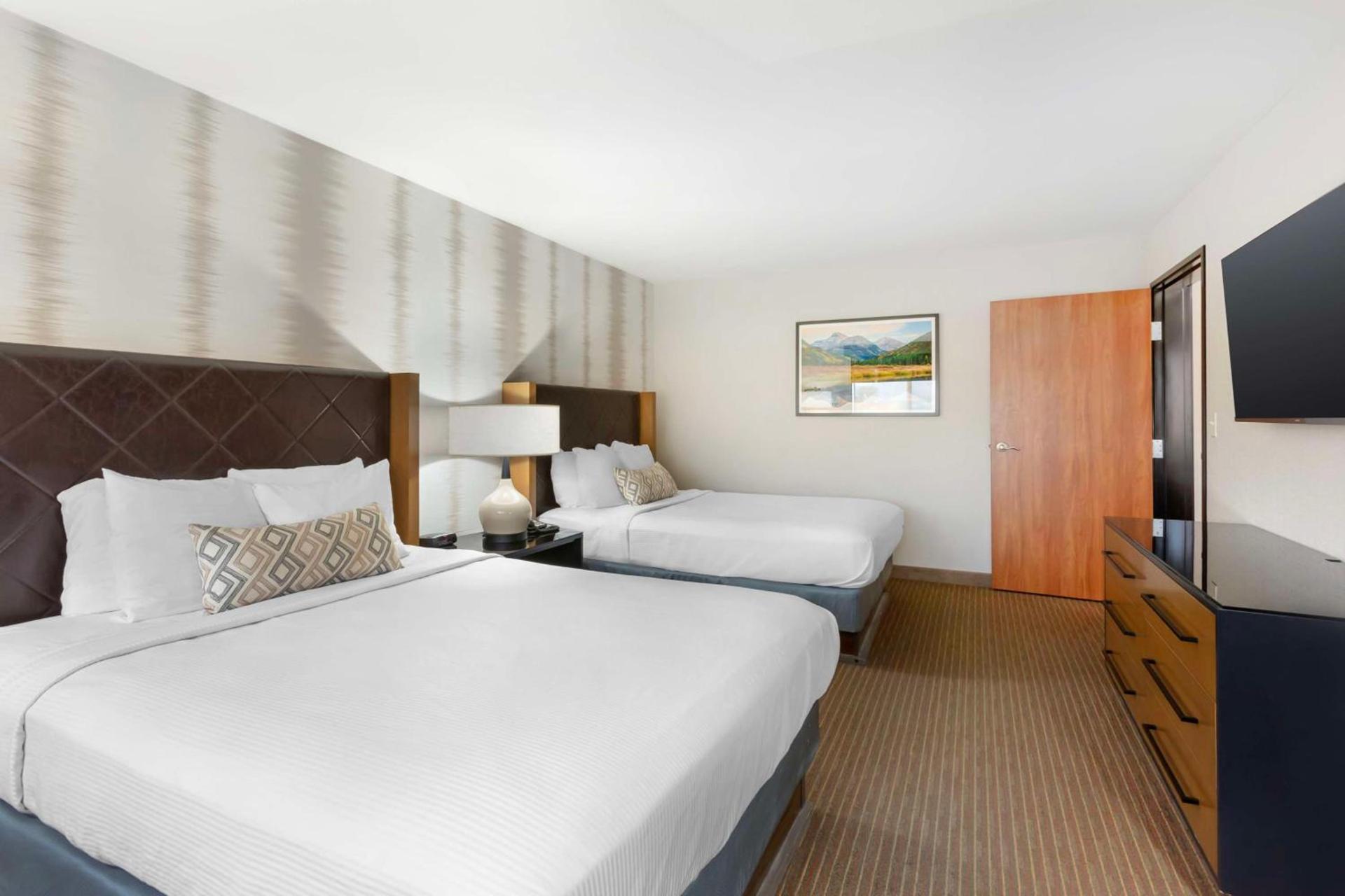 Best Western Holiday Hills photo 3