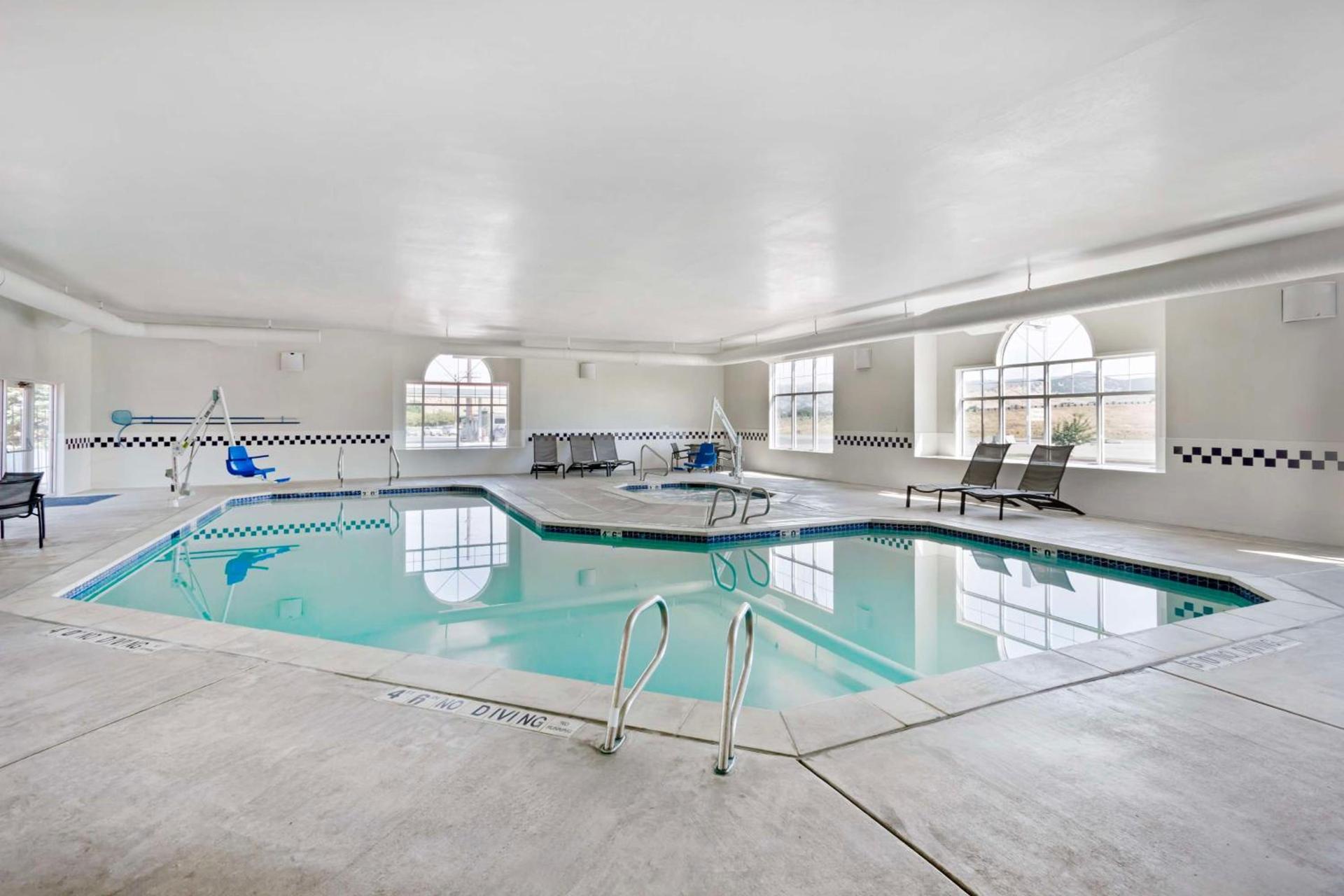 Best Western Holiday Hills photo 6