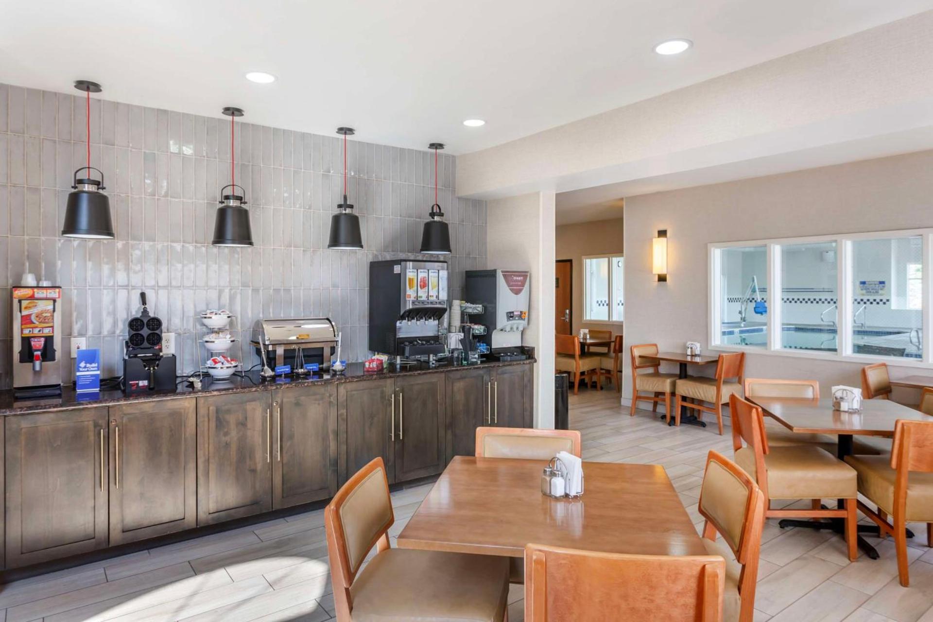 Best Western Holiday Hills photo 7