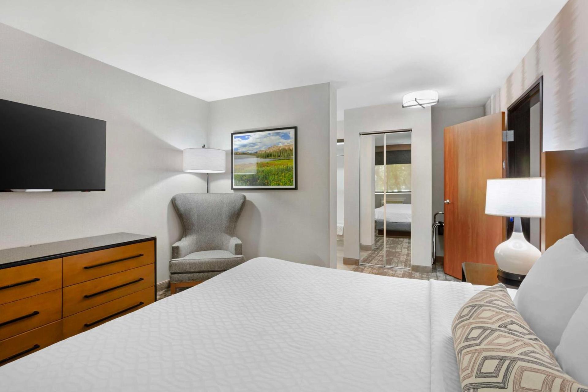 Best Western Holiday Hills photo 14