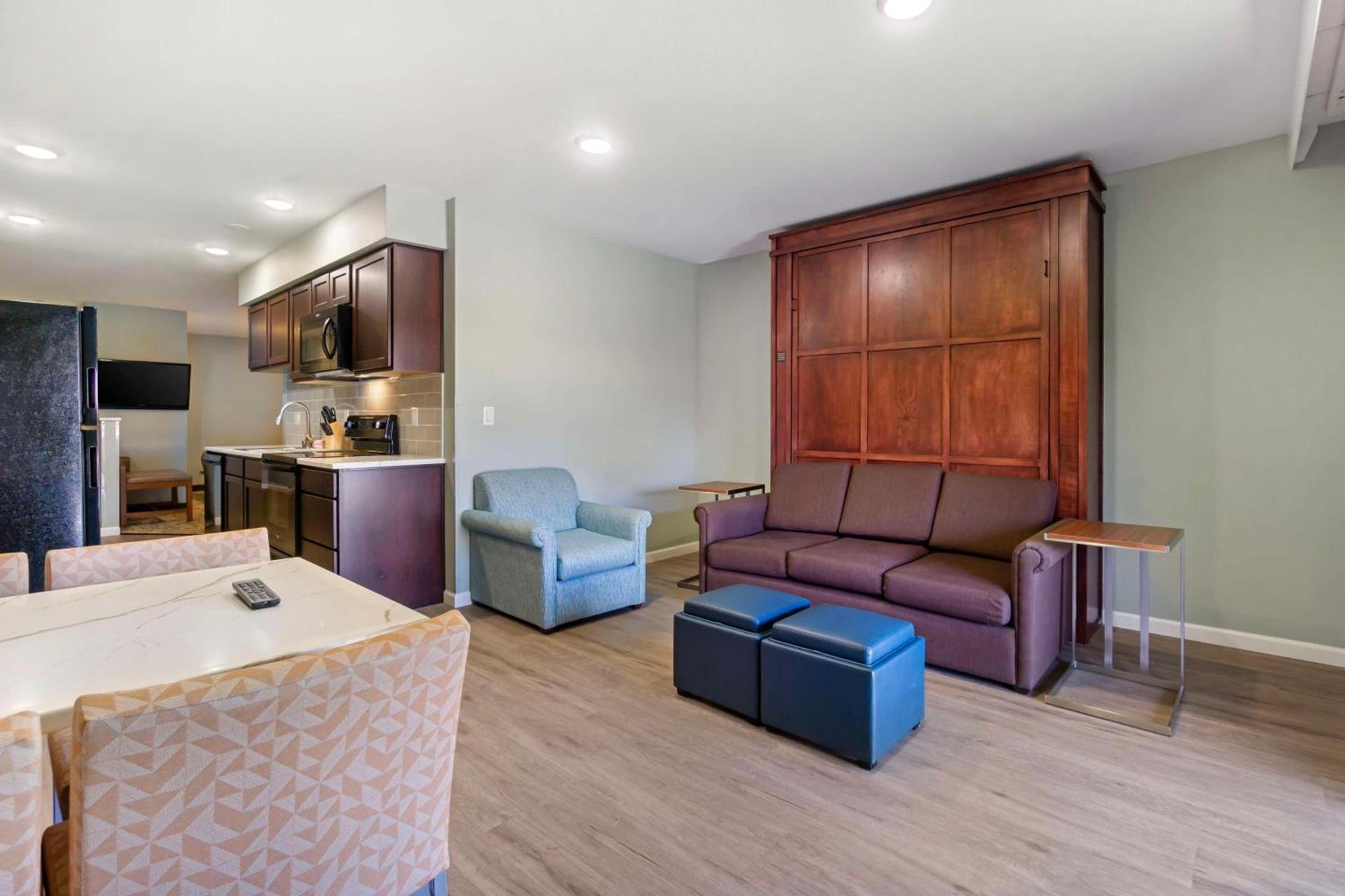 Best Western Plus Ahtanum Inn photo 17