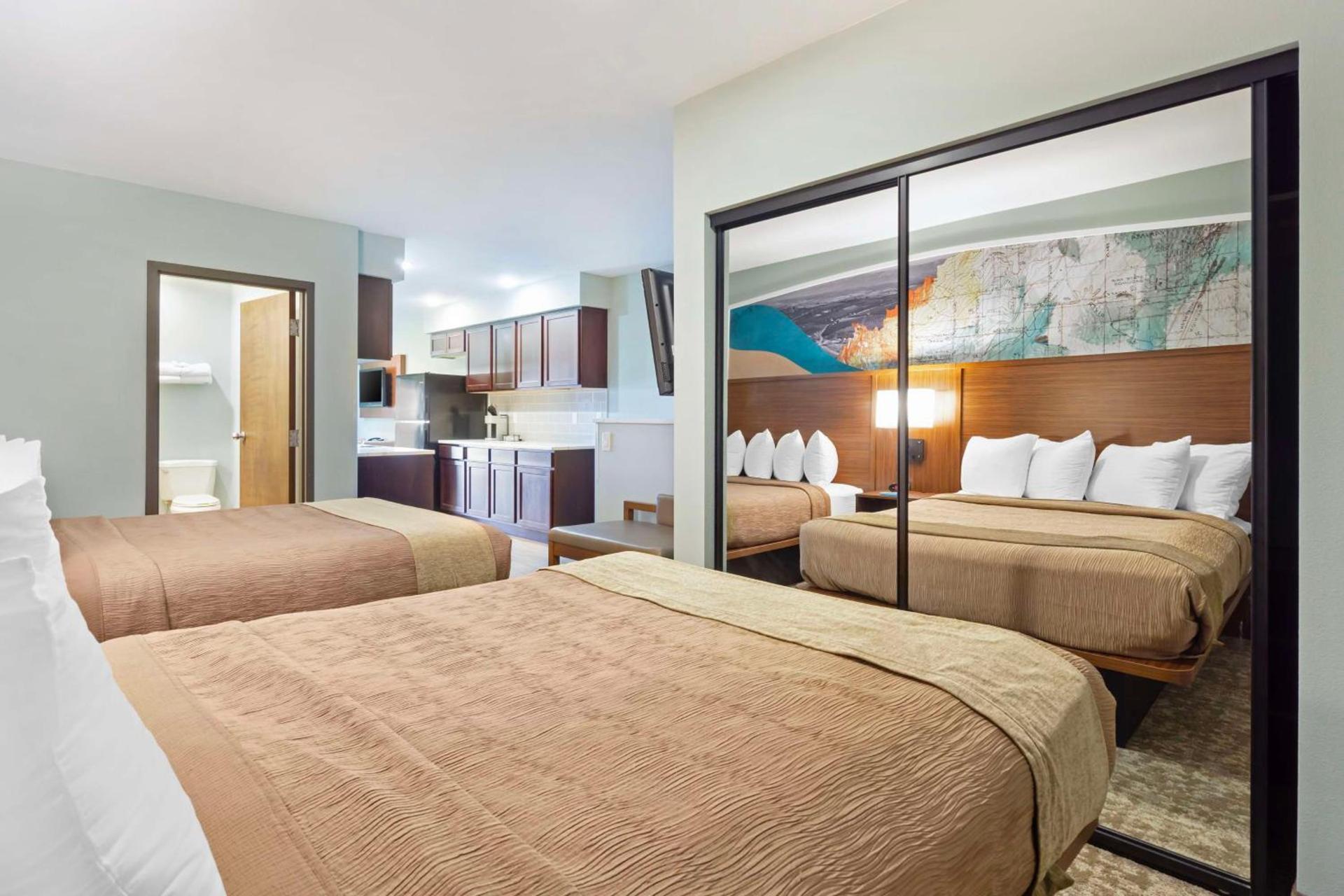 Best Western Plus Ahtanum Inn photo 18