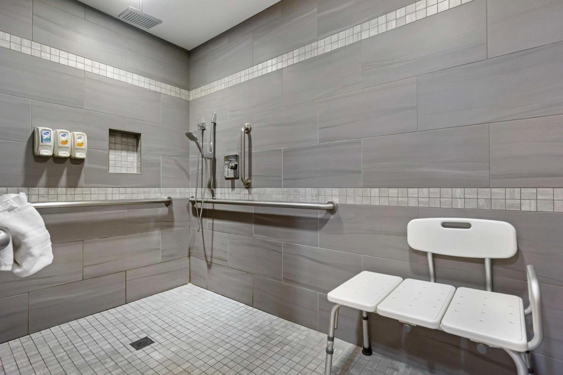 Best Western Plus Ahtanum Inn photo 34