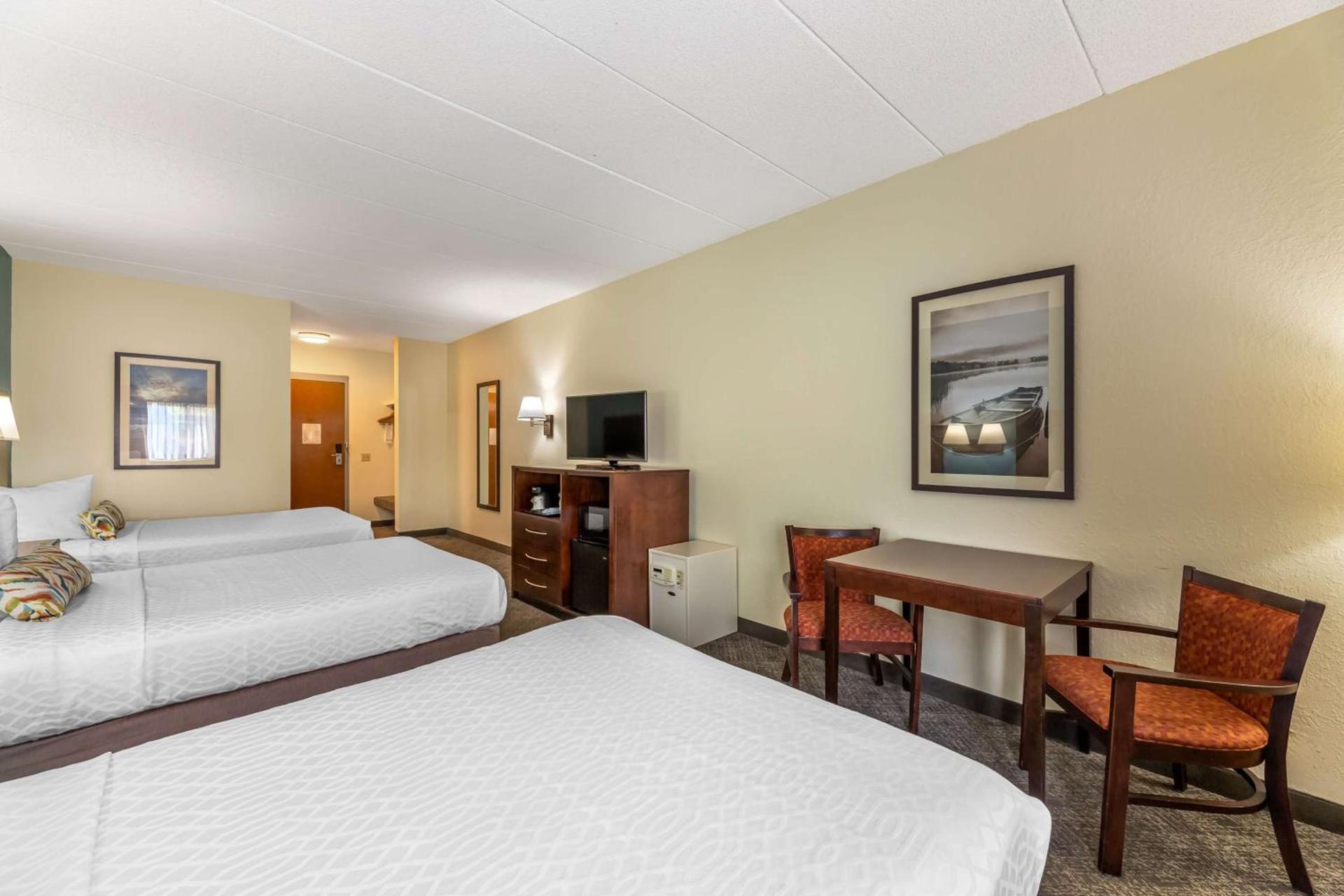 Best Western Port Clinton photo 15