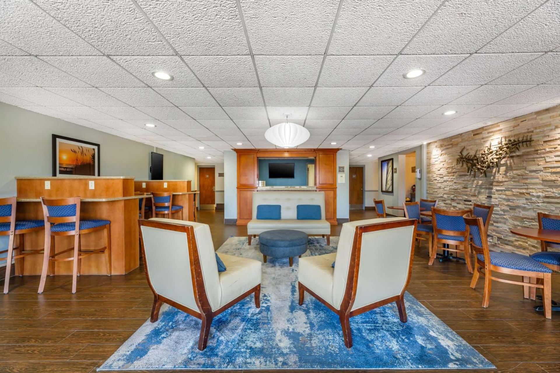 Best Western Port Clinton photo 8