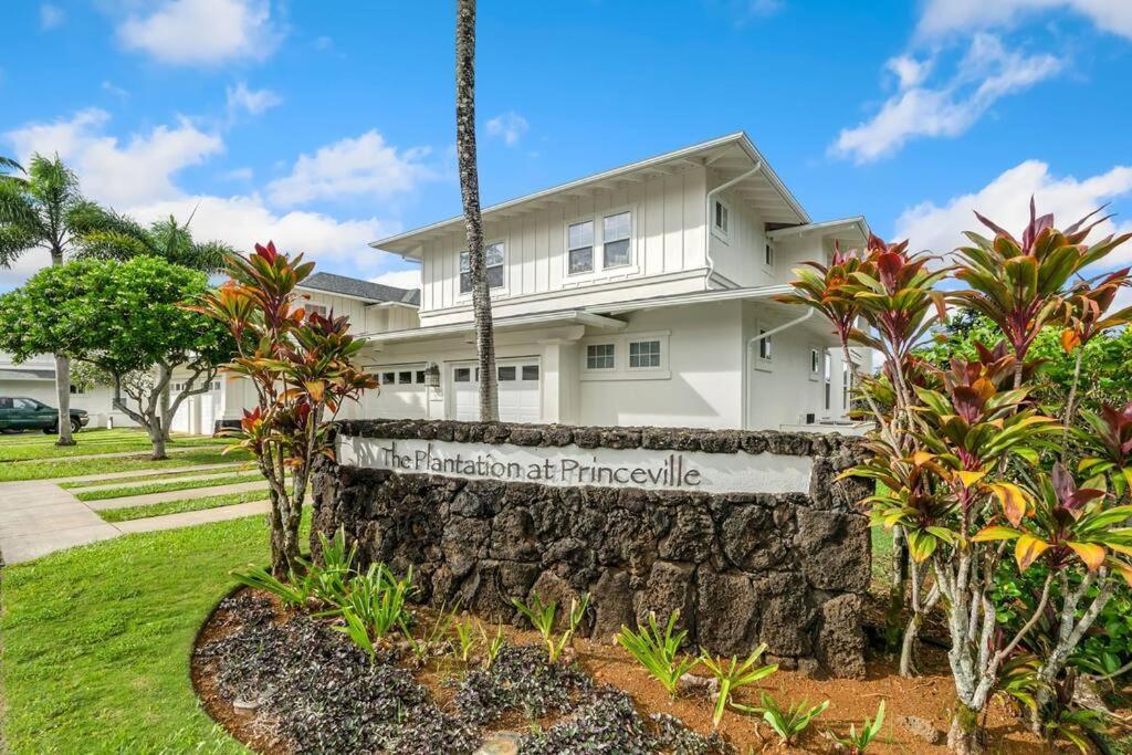 AC Villa in Princeville