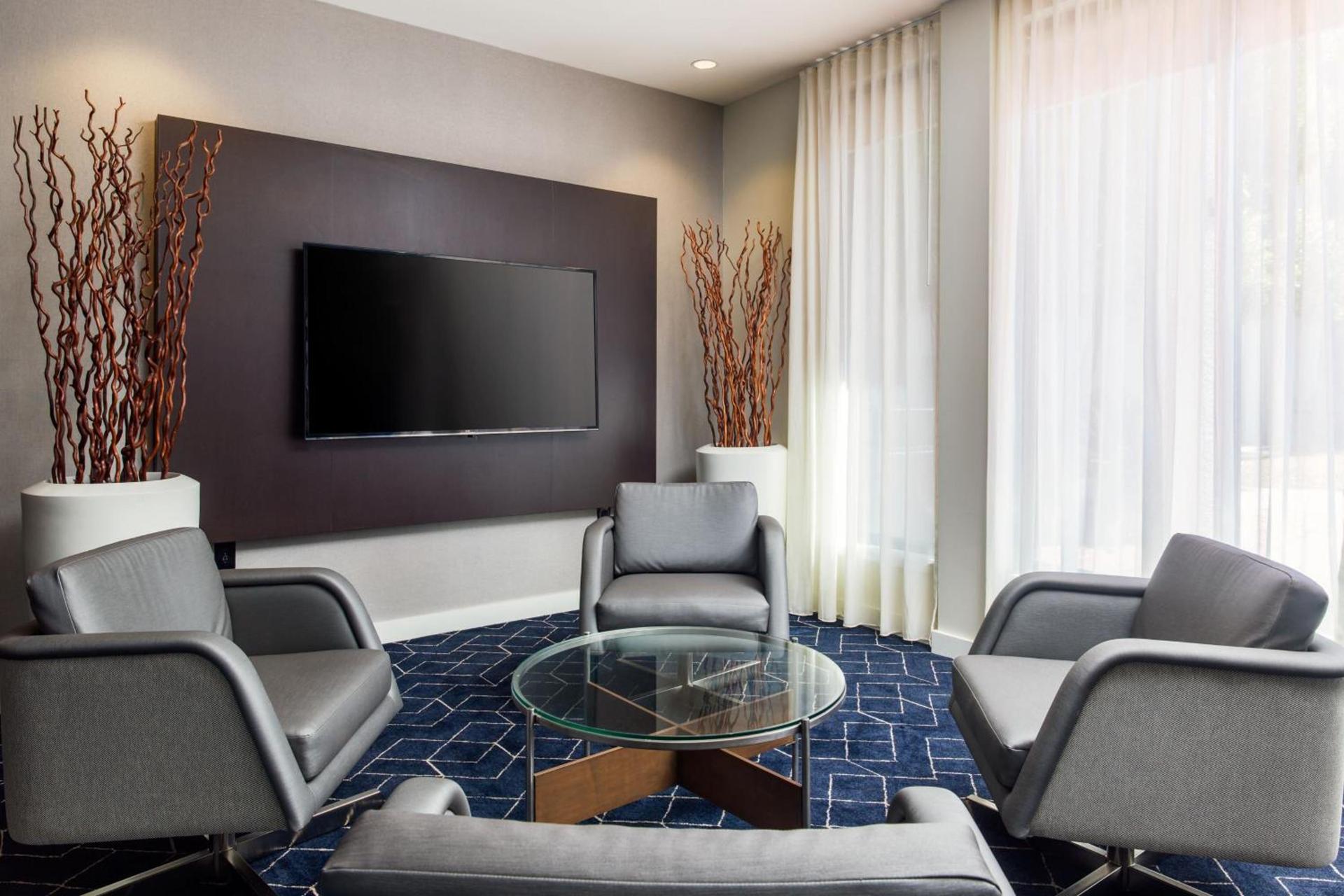Courtyard by Marriott Phoenix North photo 7