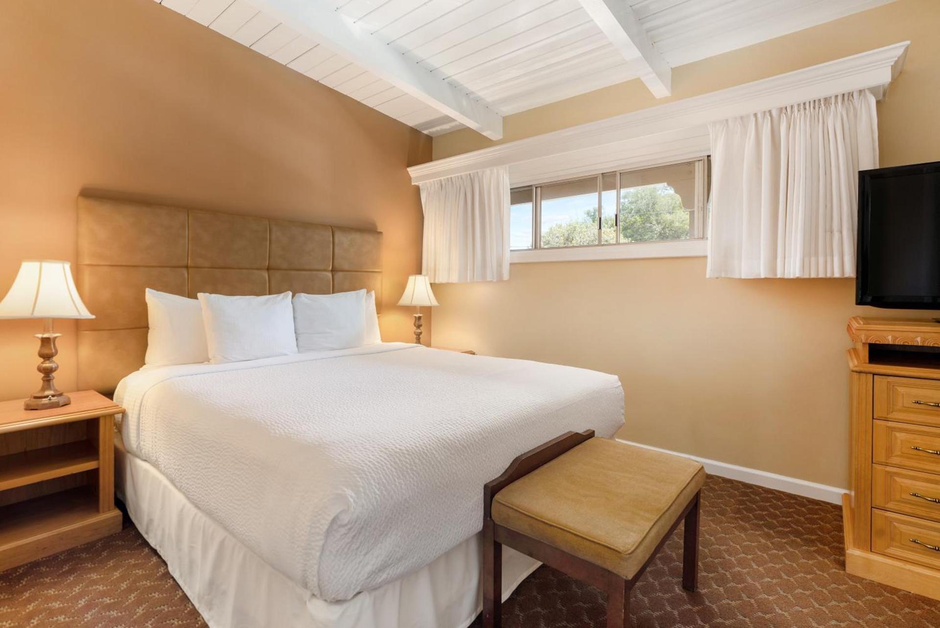 Best Western Plus Santa Barbara photo 83