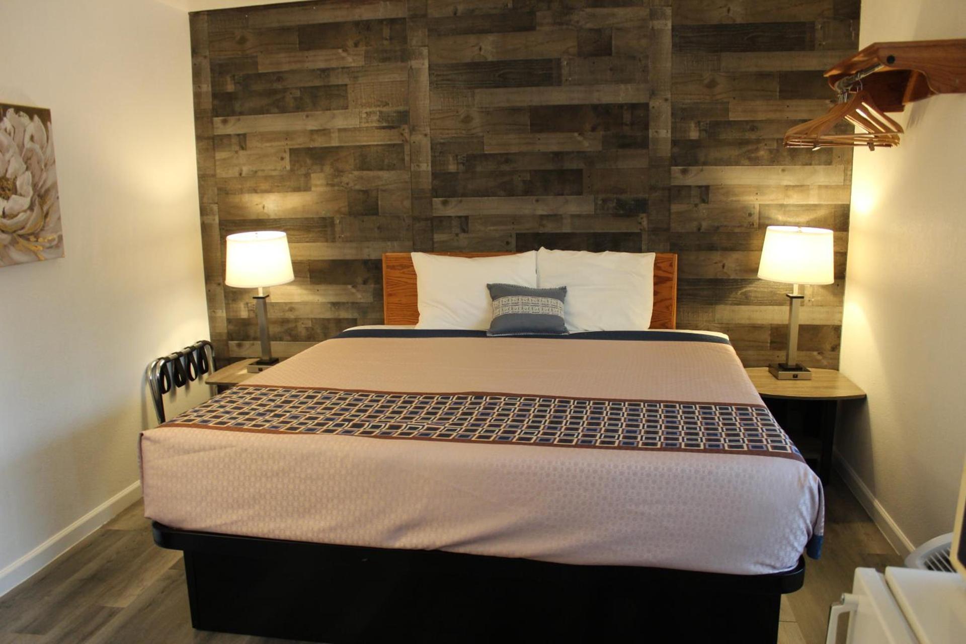 Cedarwood Inn of Ashland photo 35