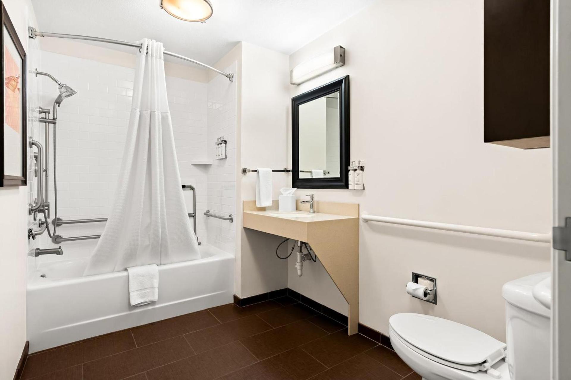 Staybridge Suites - Cincinnati North by IHG photo 68