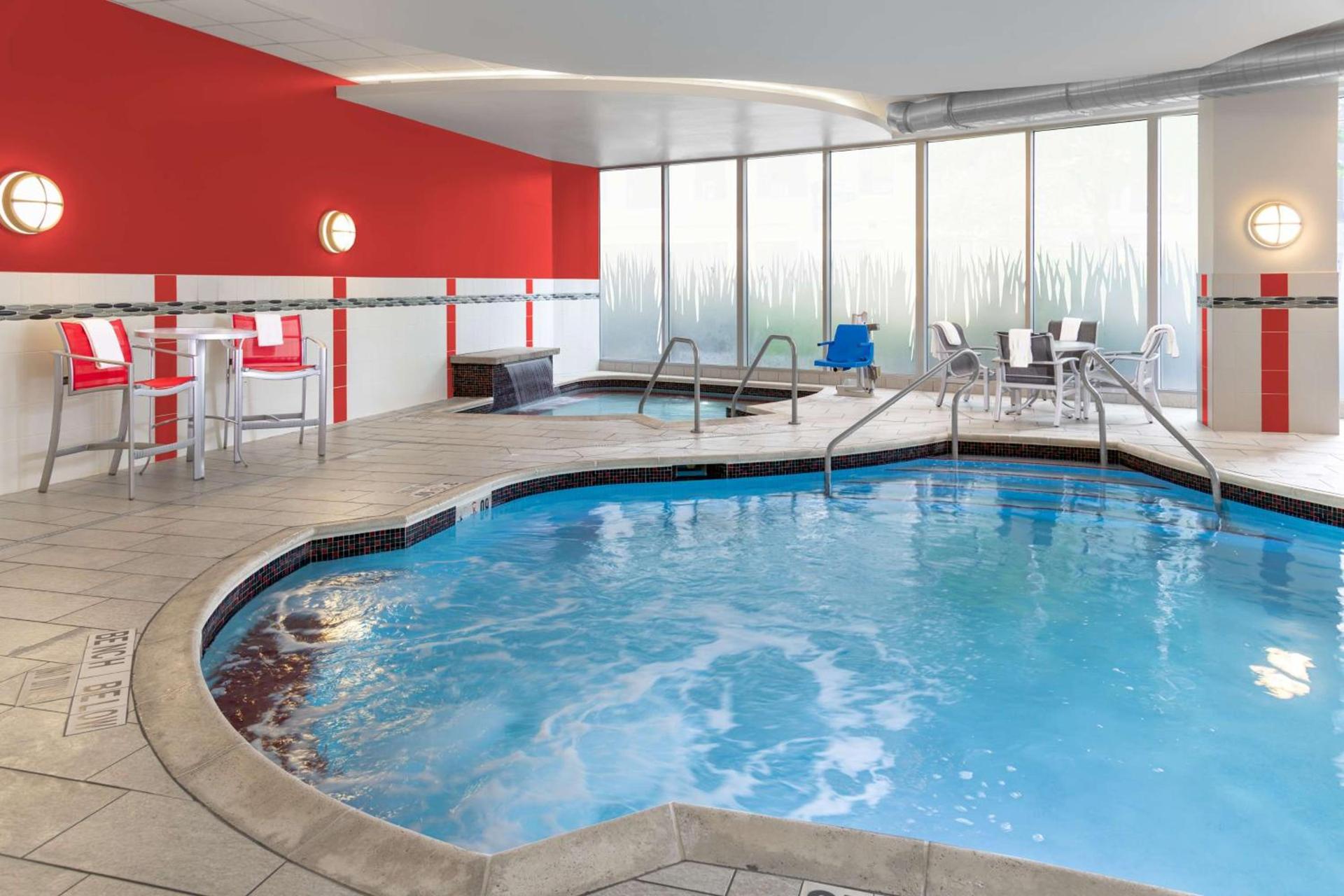 Hampton Inn & Suites Madison Downtown photo 9