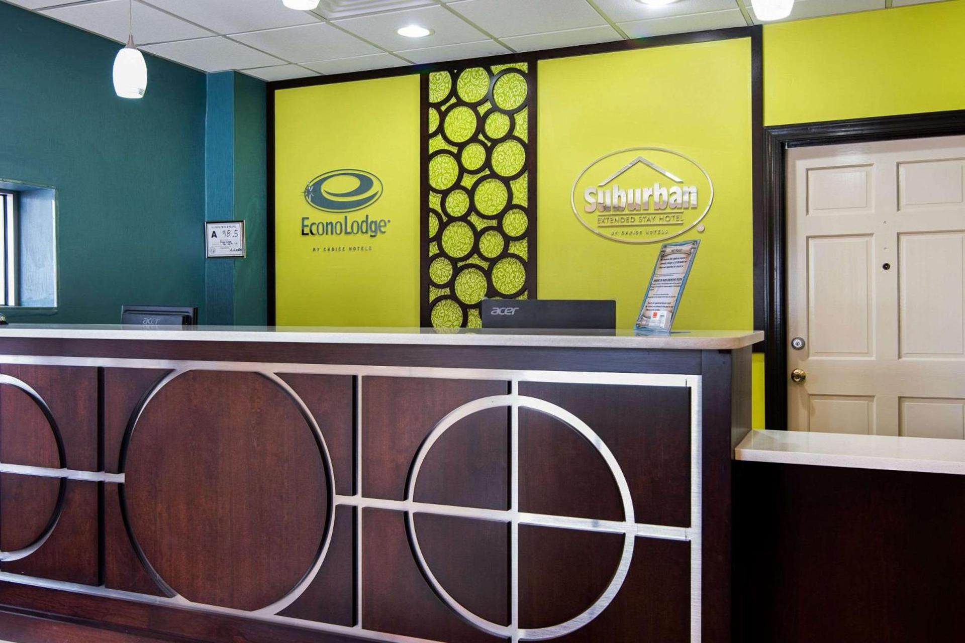 Econo Lodge Selma - Smithfield photo 4
