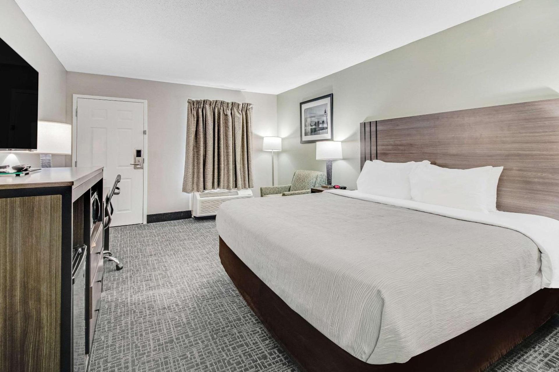 Quality Inn White House photo 10