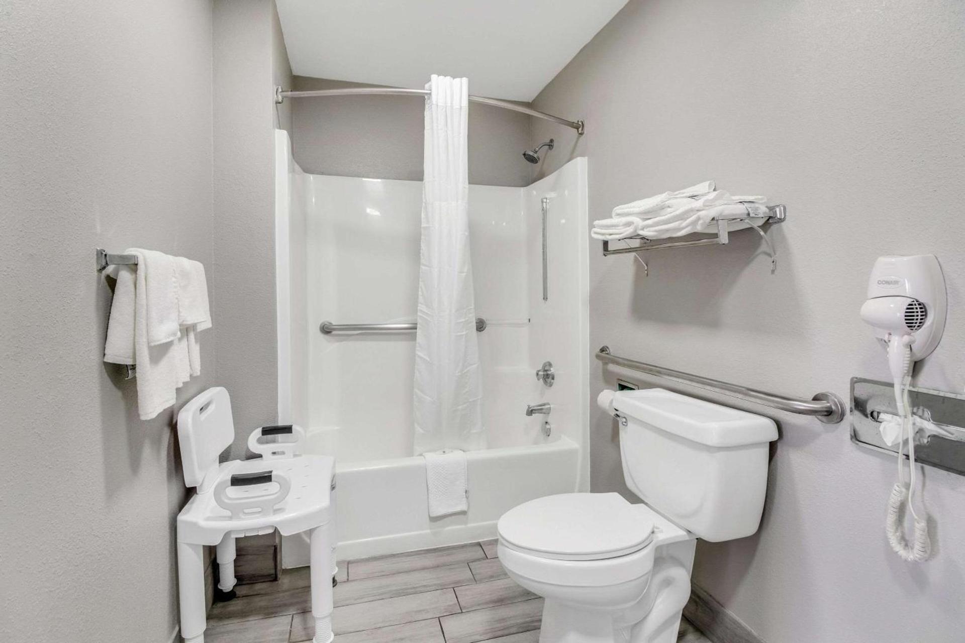 Quality Inn White House photo 14