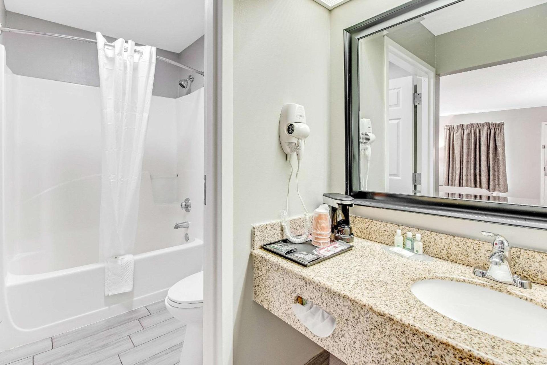 Quality Inn White House photo 15