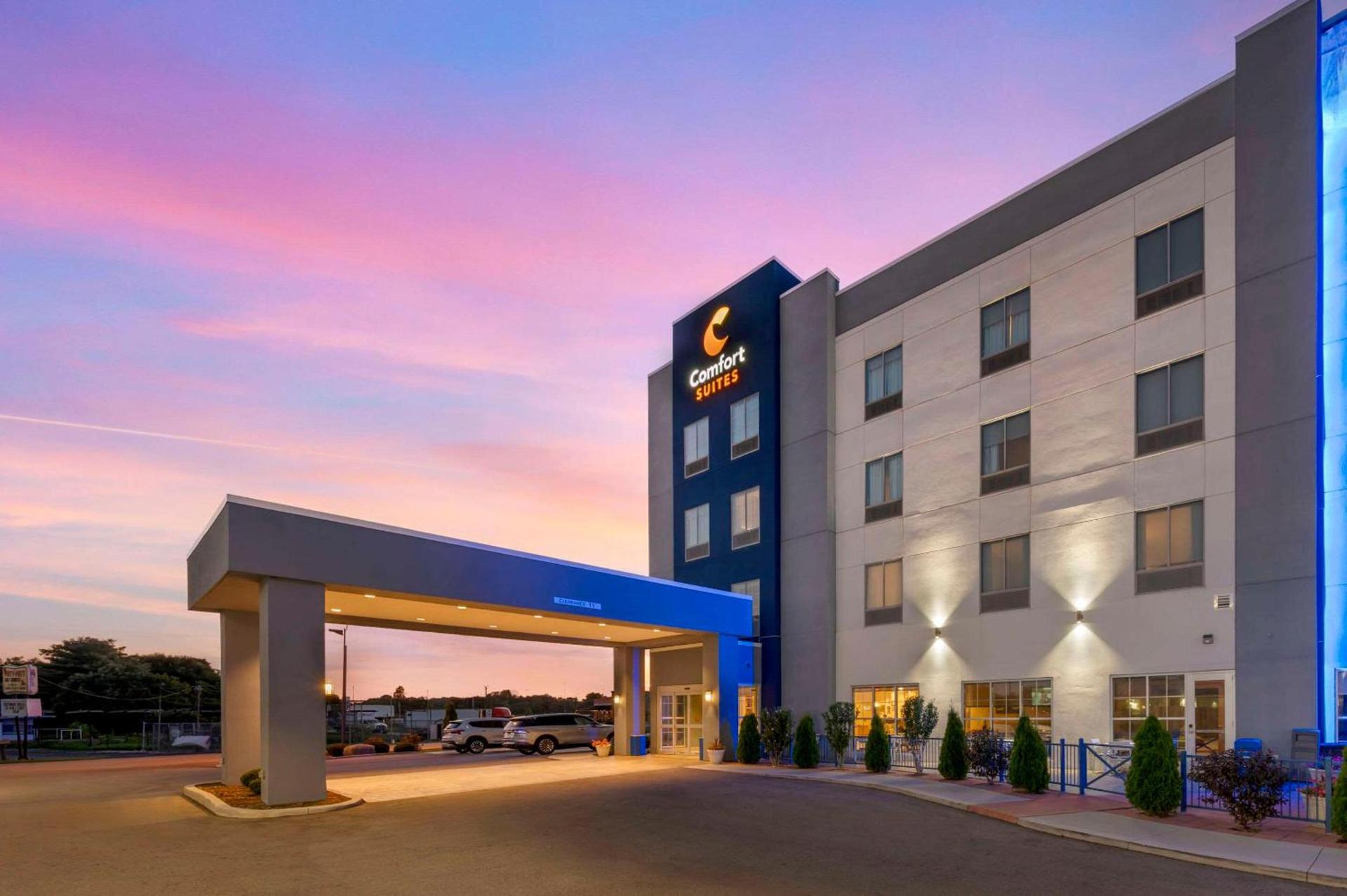 Comfort Suites Richmond East photo 4