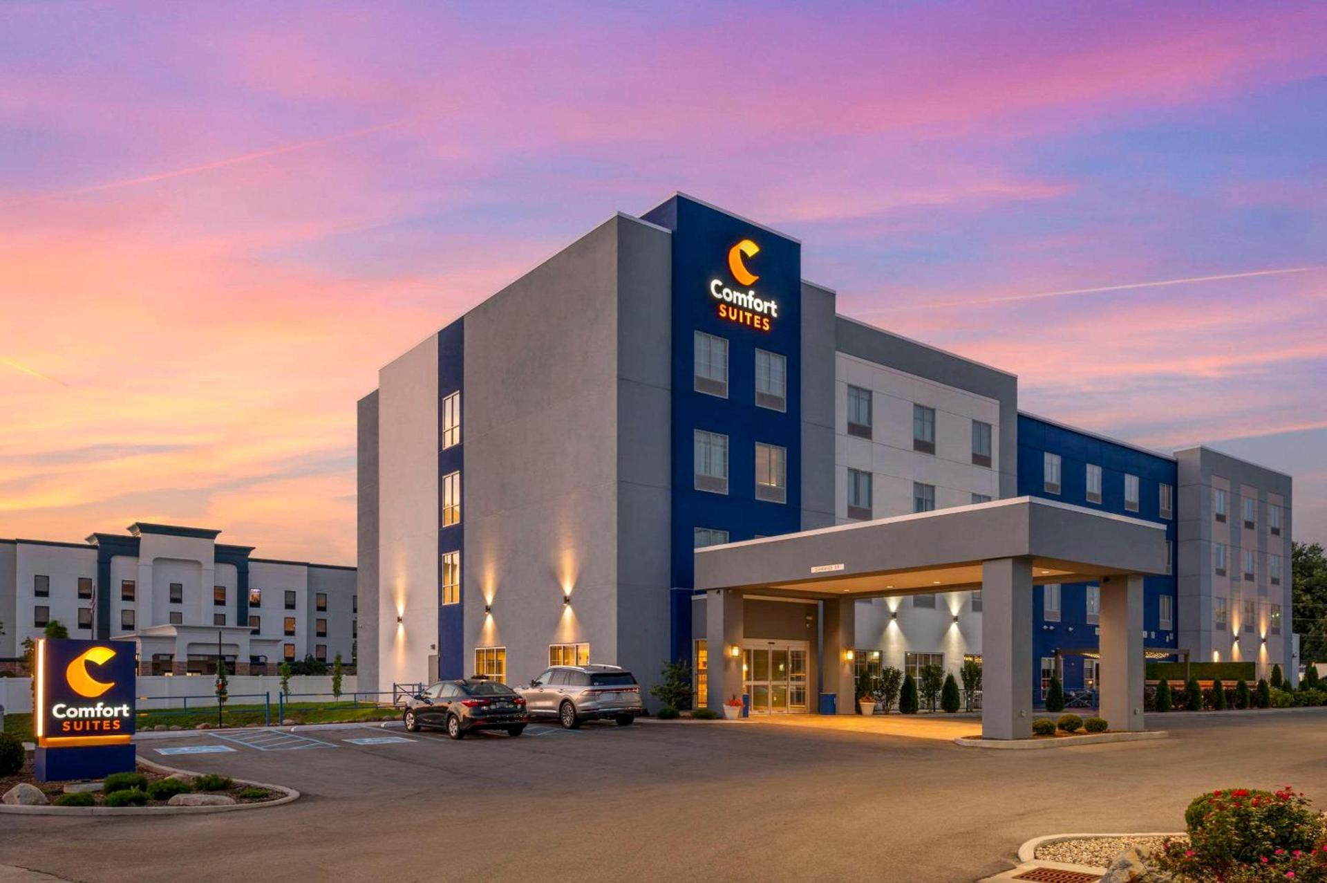 Comfort Suites Richmond East photo 5