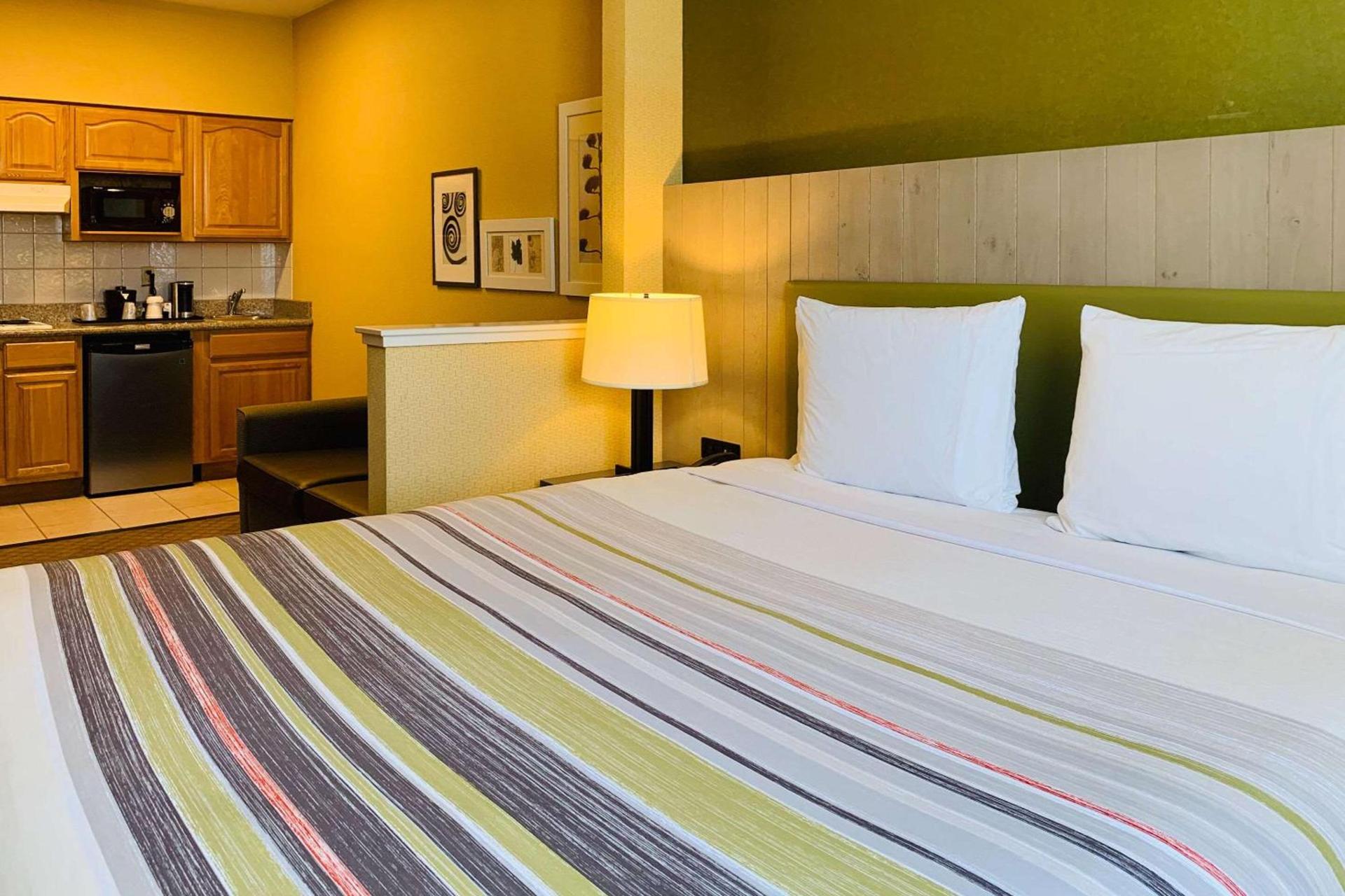 Country Inn & Suites by Radisson, San Jose International Airport, CA photo 5