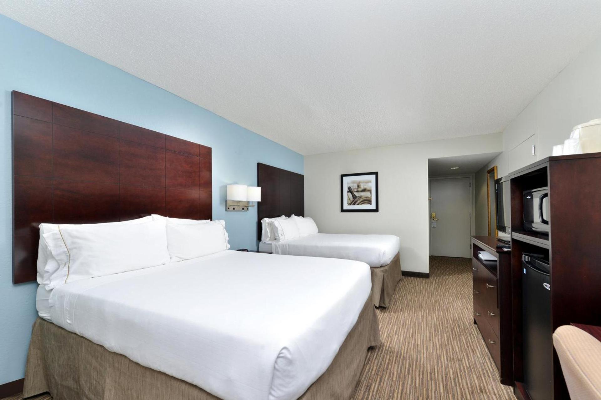 Holiday Inn Express Hotel & Suites Tampa-Rocky Point Island by IHG photo 14
