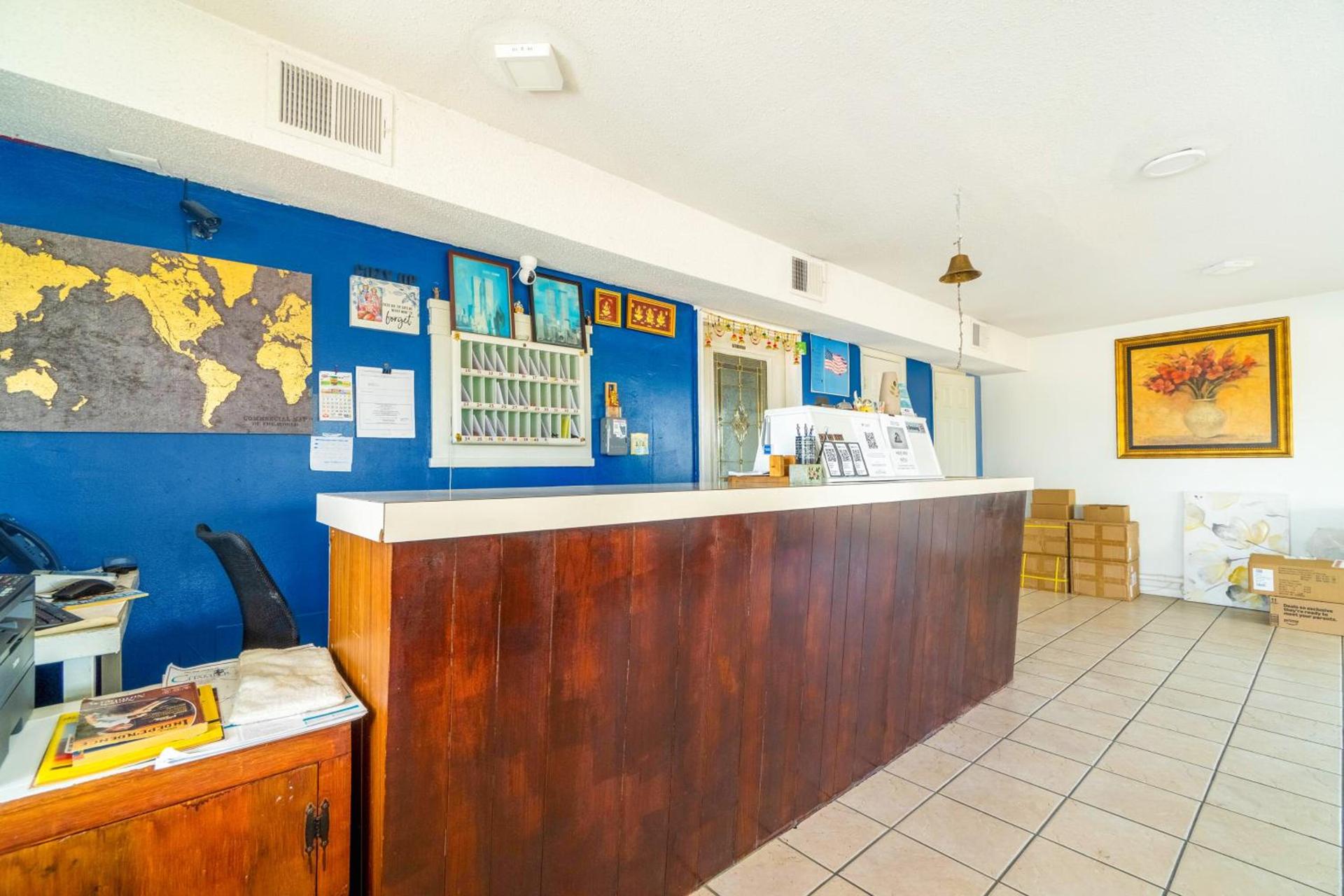 Lamplighter Inn By OYO Independence photo 4
