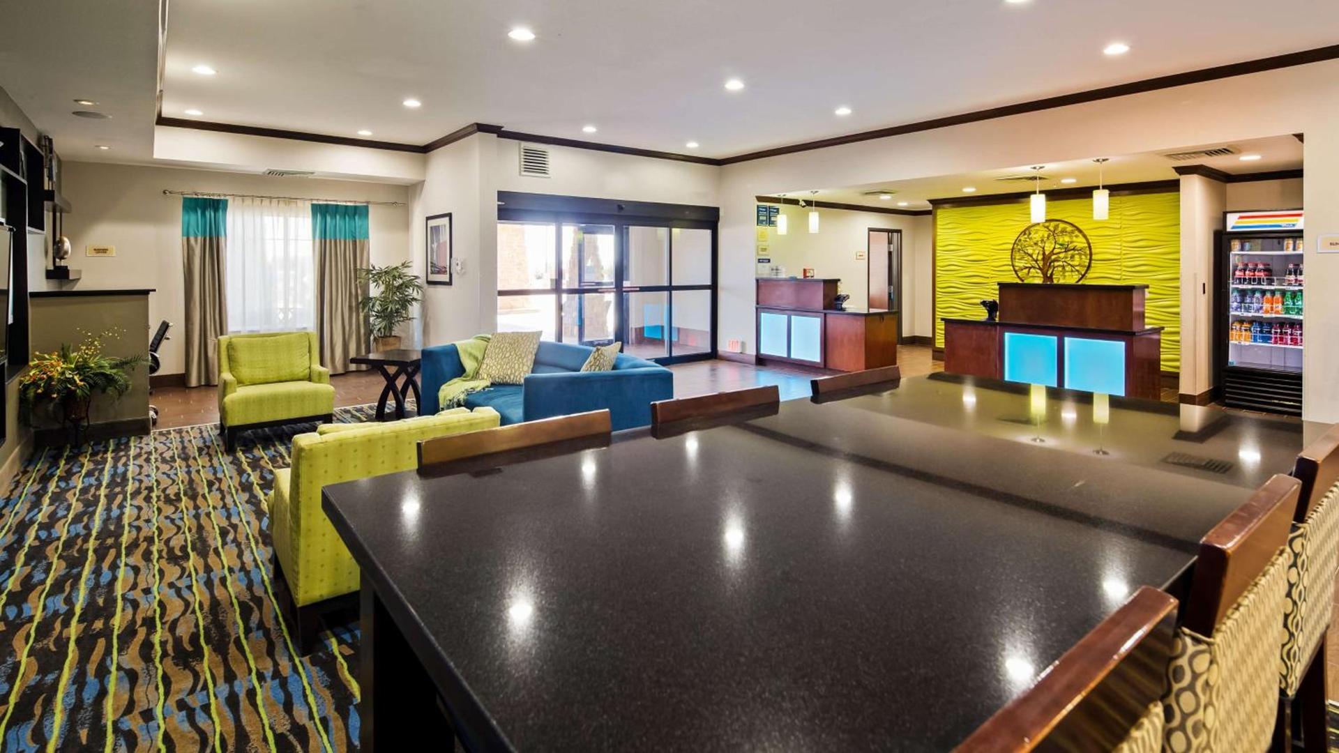Best Western Plus Denver City Hotel & Suites photo 6