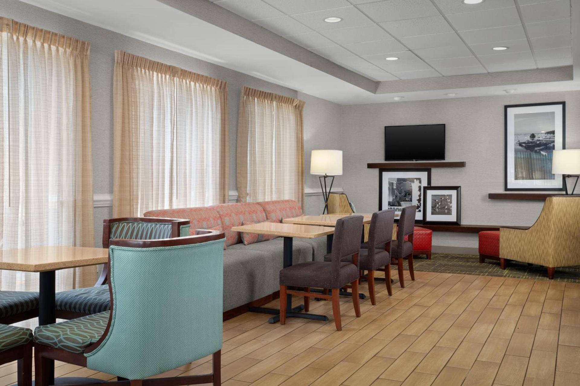 Hampton Inn by Hilton Panama City Beach photo 48