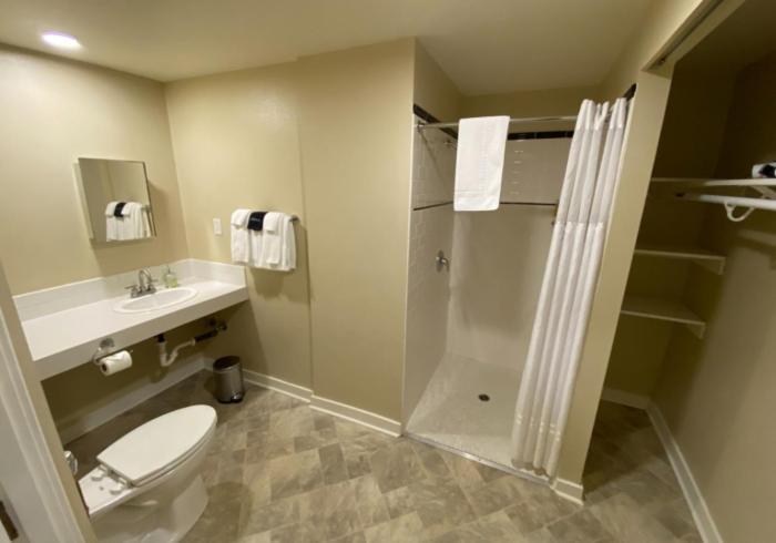 Hotel Leo photo 26