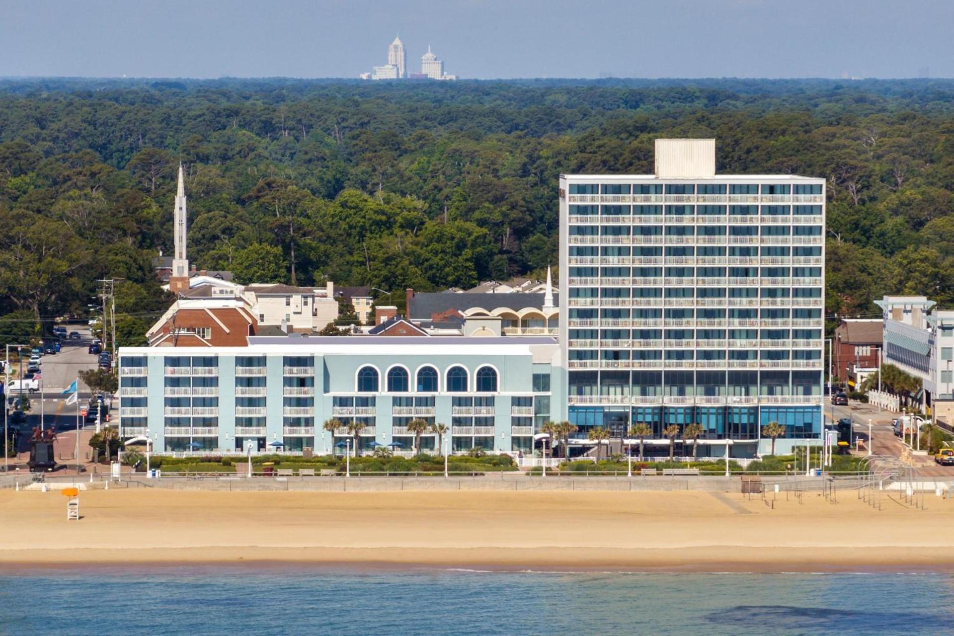 Sheraton Oceanfront Hotel photo 19
