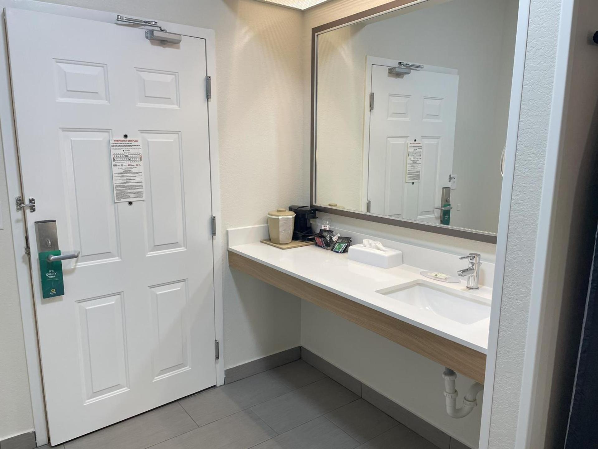Quality Inn Richmond photo 67