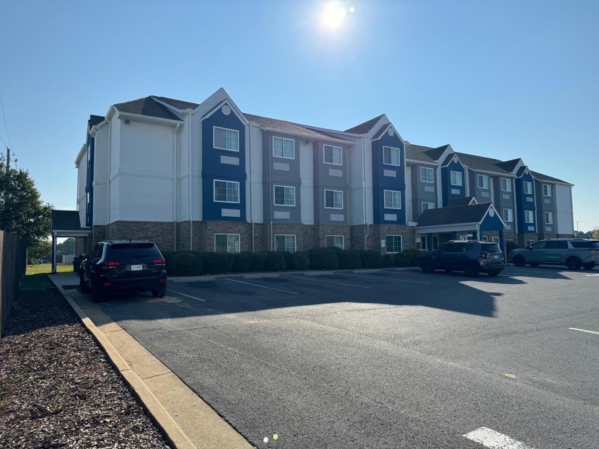 Microtel Inn & Suites by Wyndham Albertville photo 31