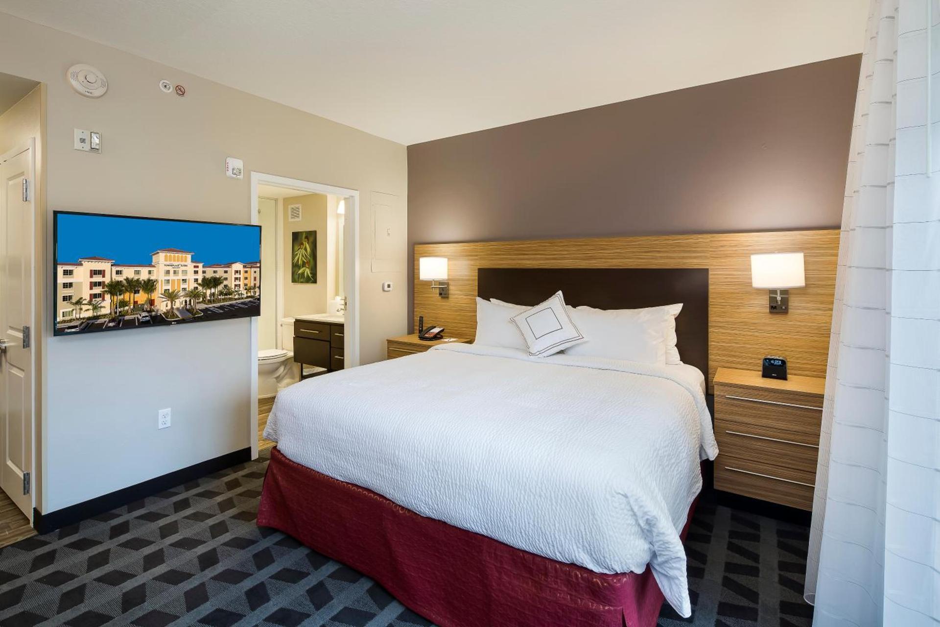 TownePlace Suites by Marriott Fort Myers Estero photo 30