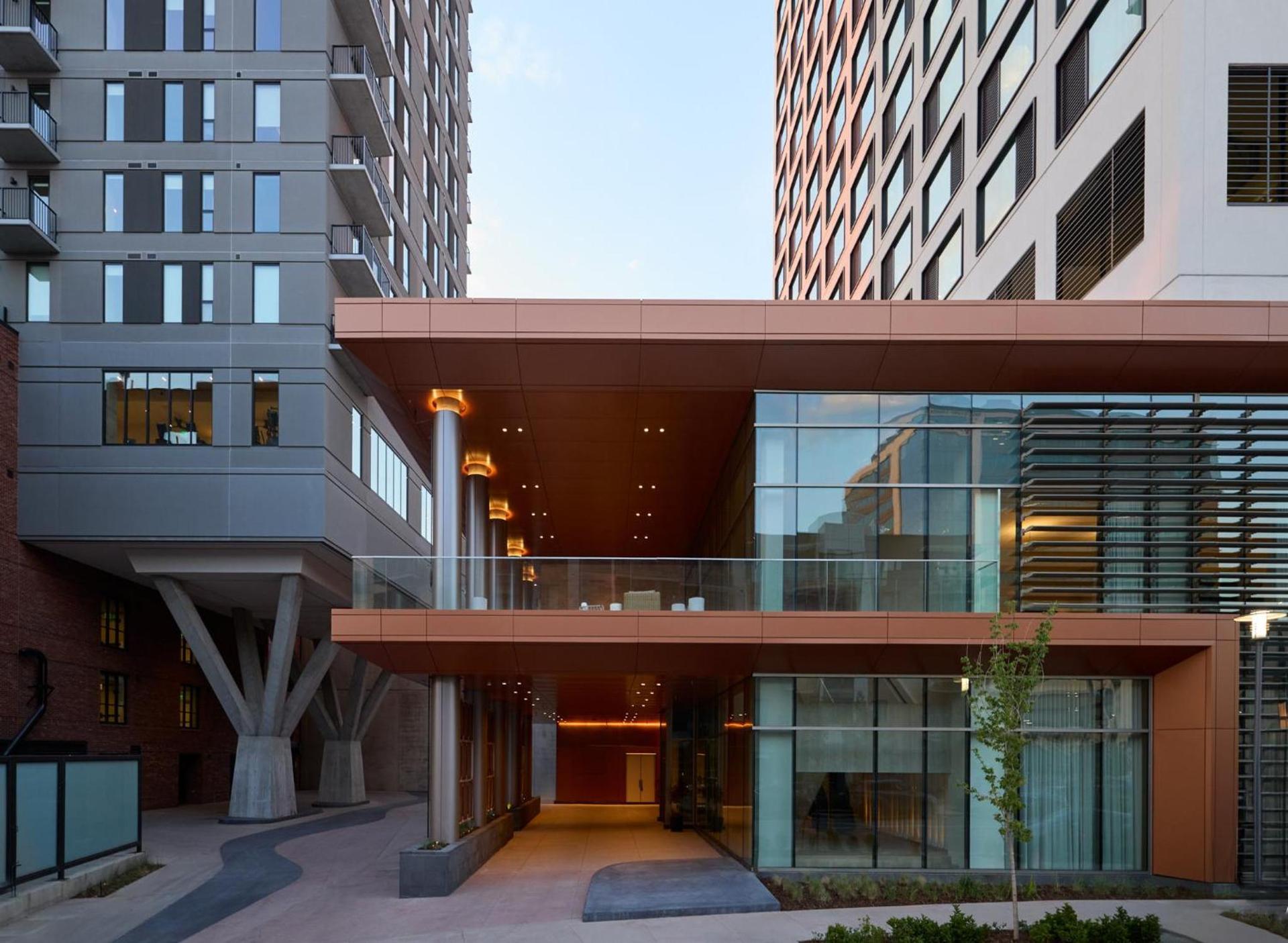 Kimpton Claret Hotel by IHG photo 1