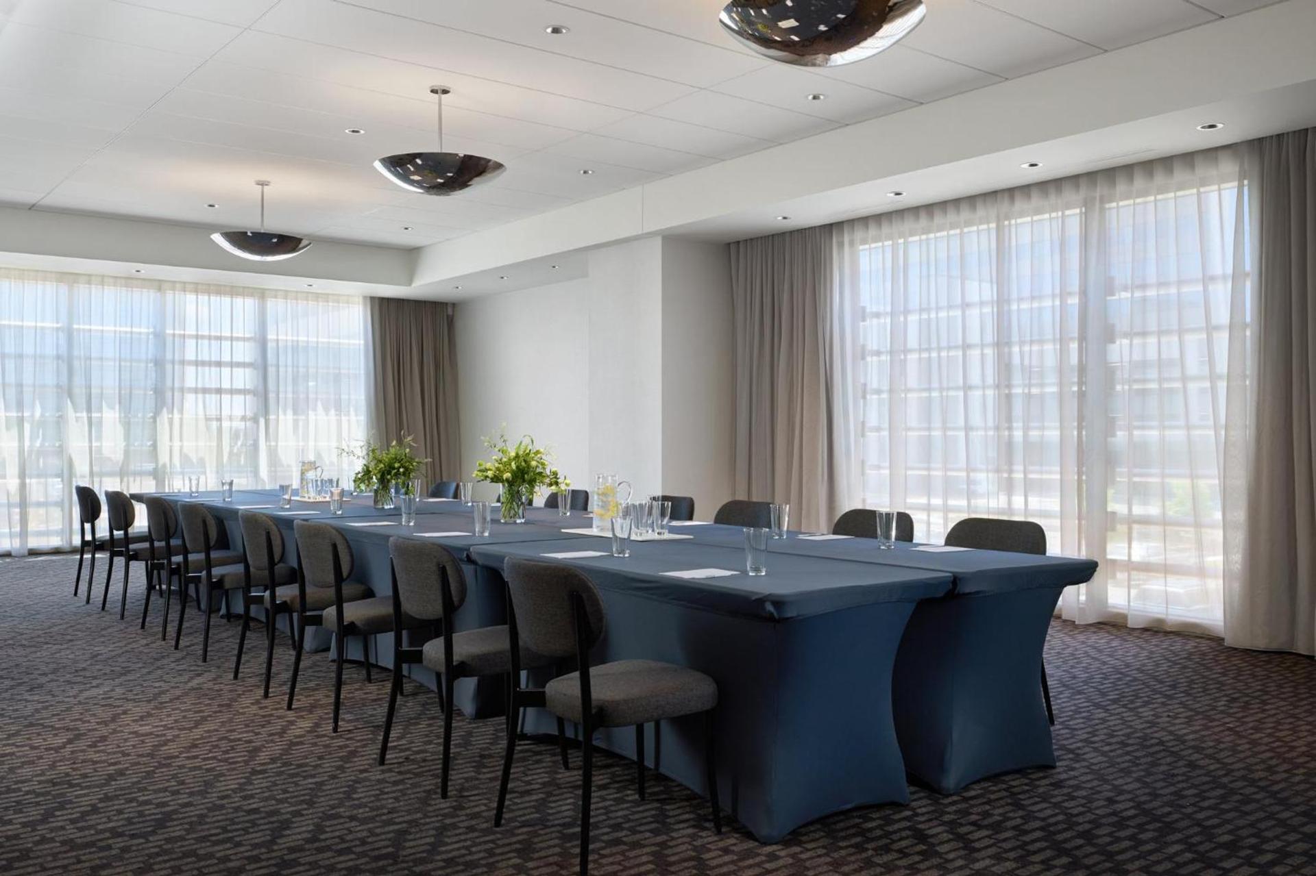 Kimpton Claret Hotel by IHG photo 10