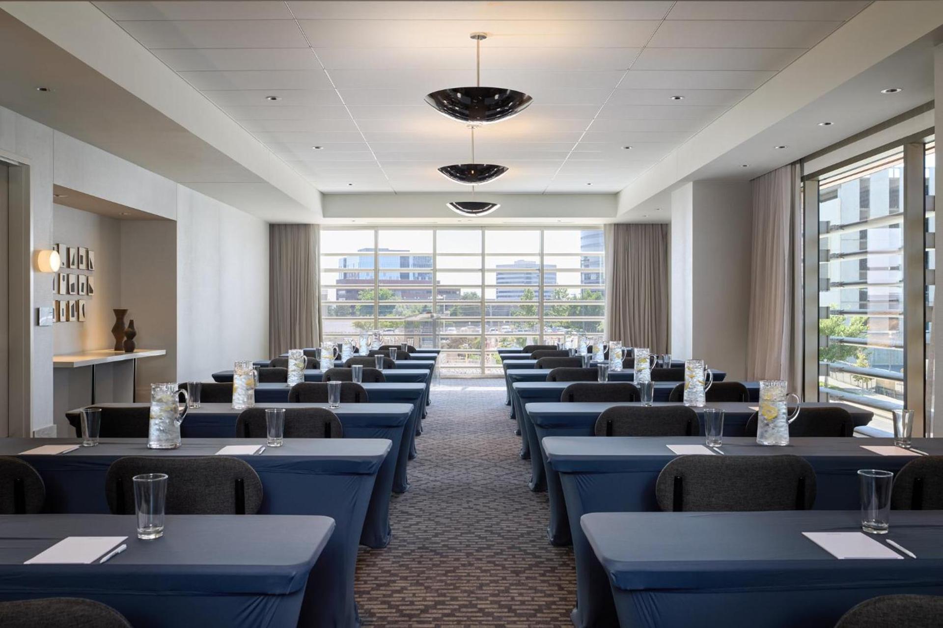 Kimpton Claret Hotel by IHG photo 12