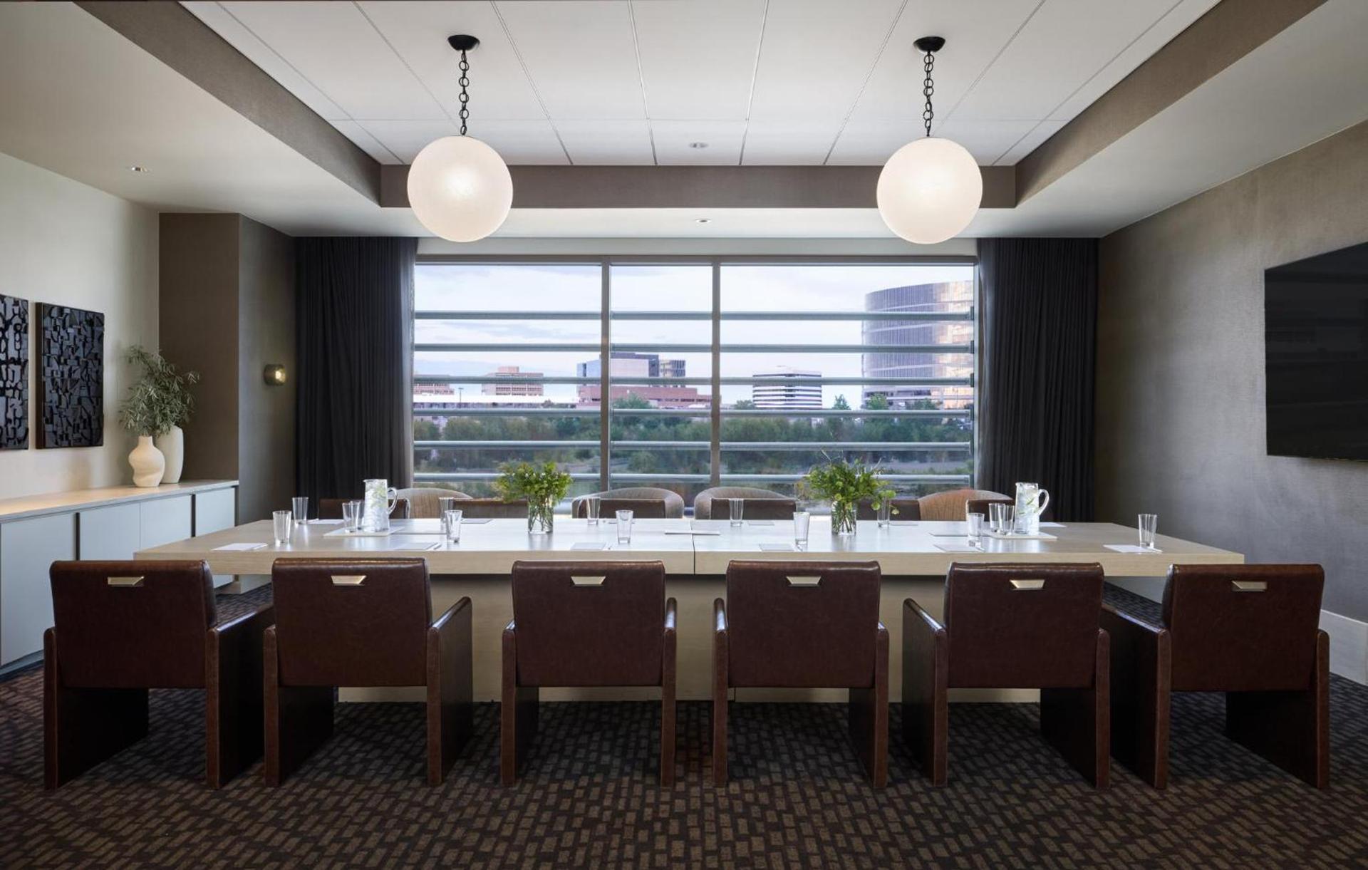 Kimpton Claret Hotel by IHG photo 15