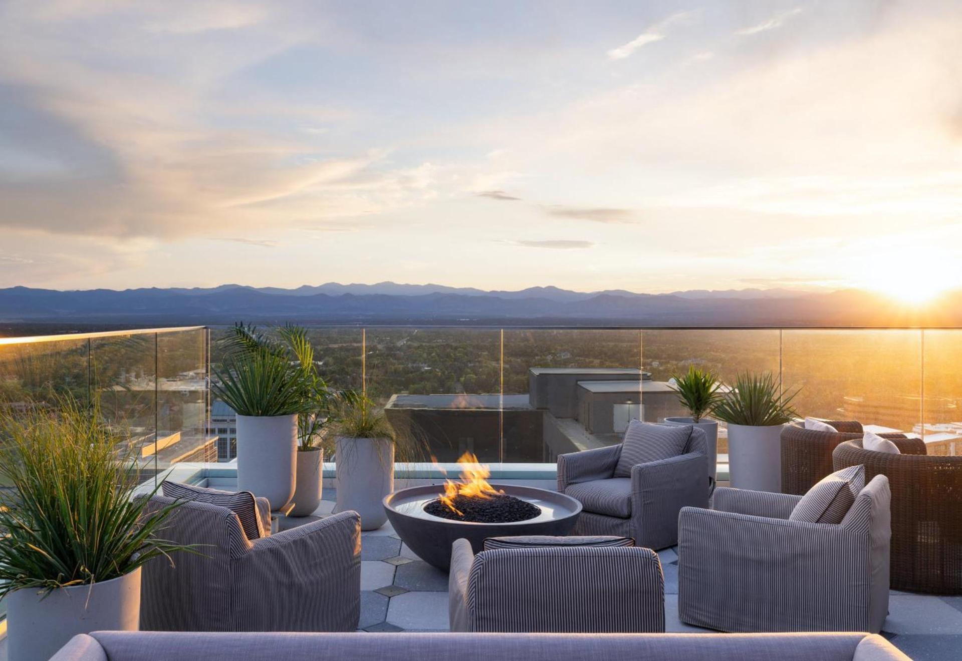 Kimpton Claret Hotel by IHG photo 28