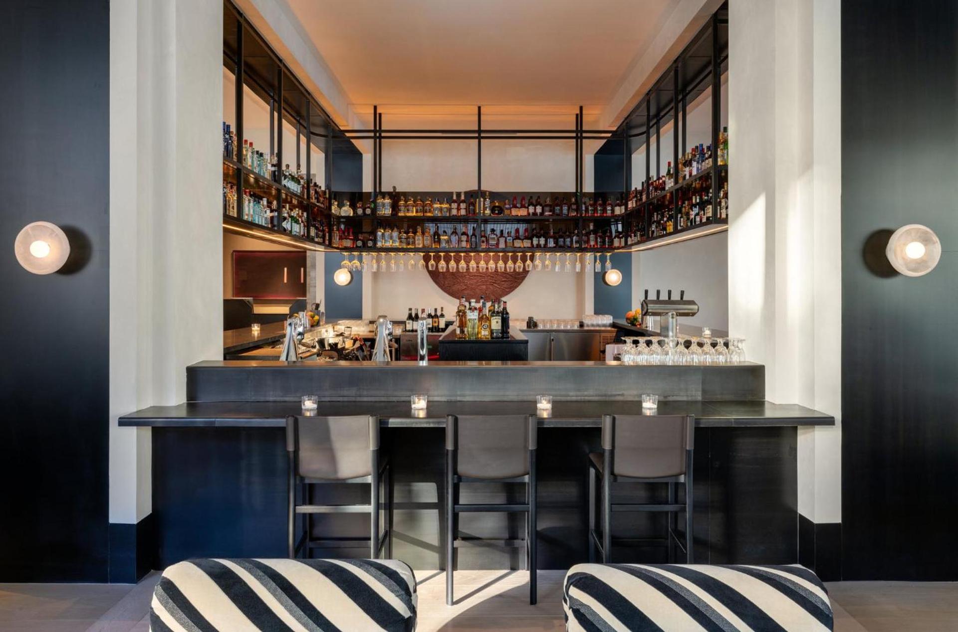 Kimpton Claret Hotel by IHG photo 41