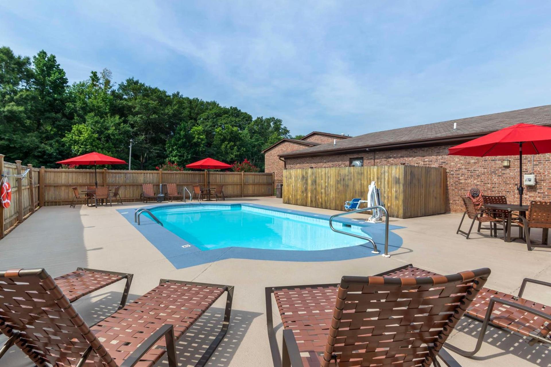 Best Western Auburn/Opelika Inn photo 2