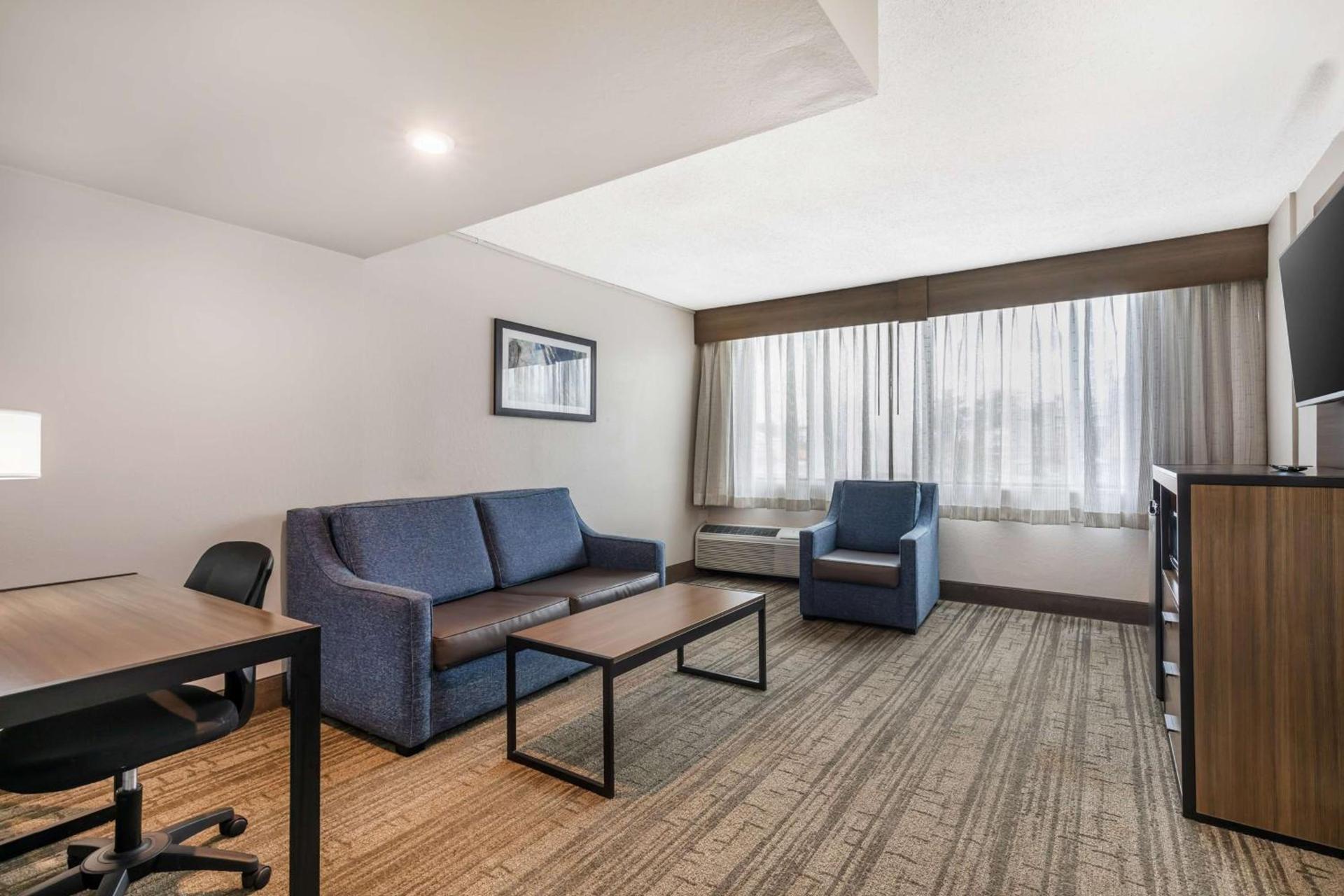 Best Western Plus Laurel photo 22