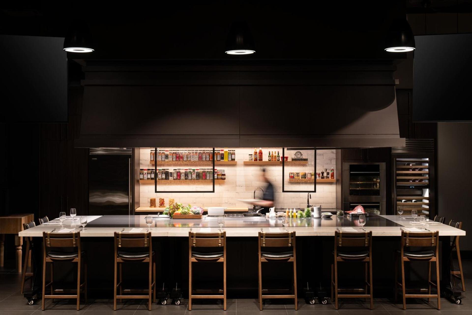 Epicurean Atlanta, Autograph Collection photo 95