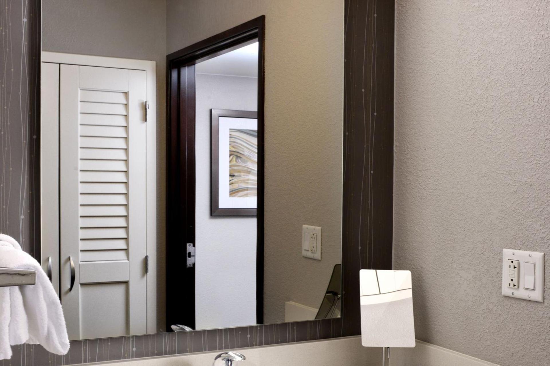 Courtyard by Marriott Houston Northwest photo 10