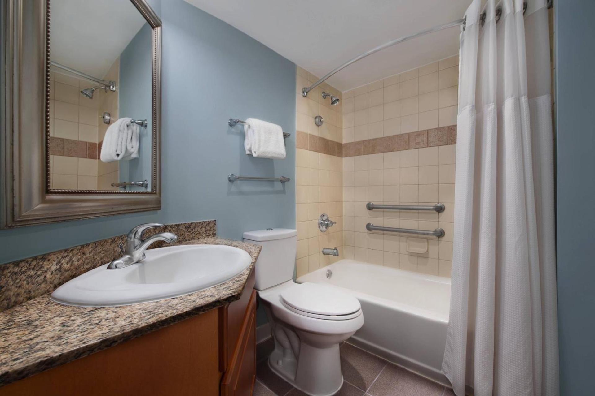 Marriott's Harbour Point and Sunset Pointe at Shelter Cove photo 19