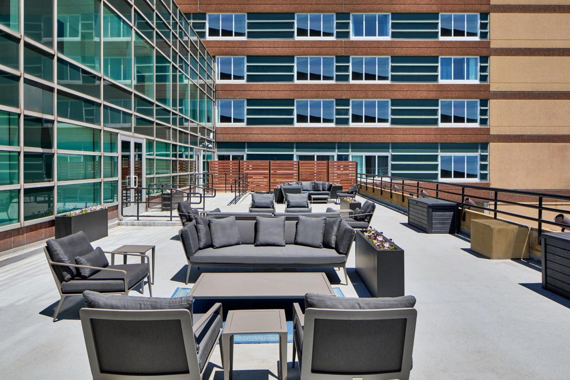 Courtyard by Marriott Detroit Downtown photo 45