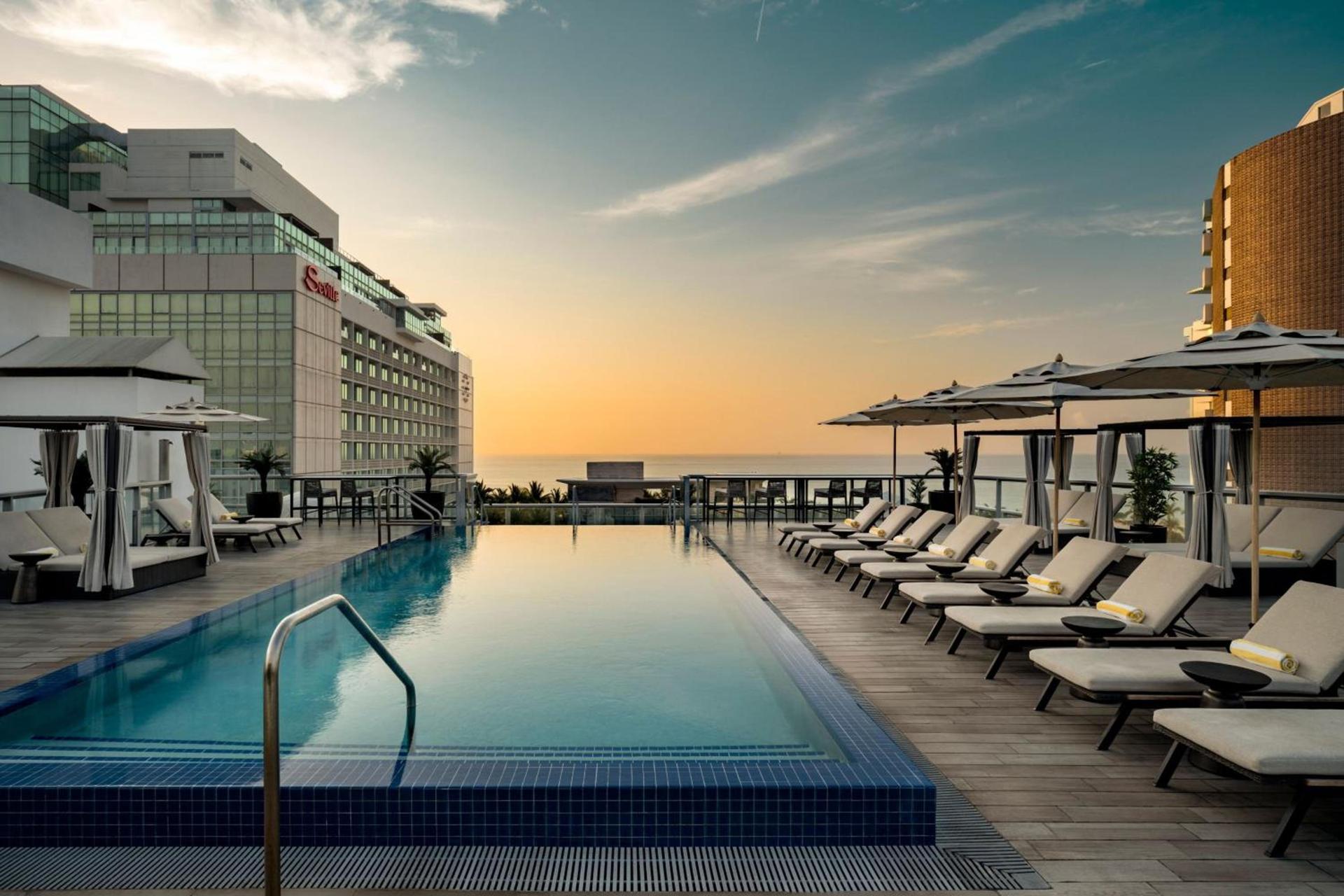 AC Hotel by Marriott Miami Beach photo 2