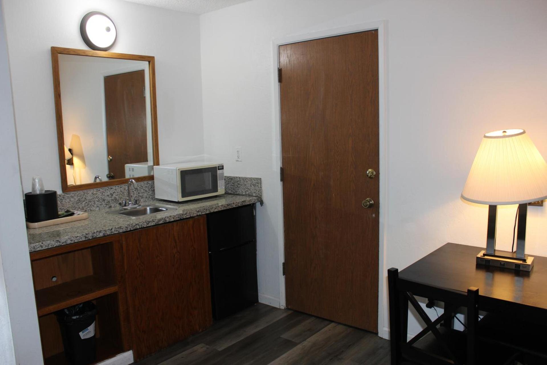 Cedarwood Inn of Ashland photo 25