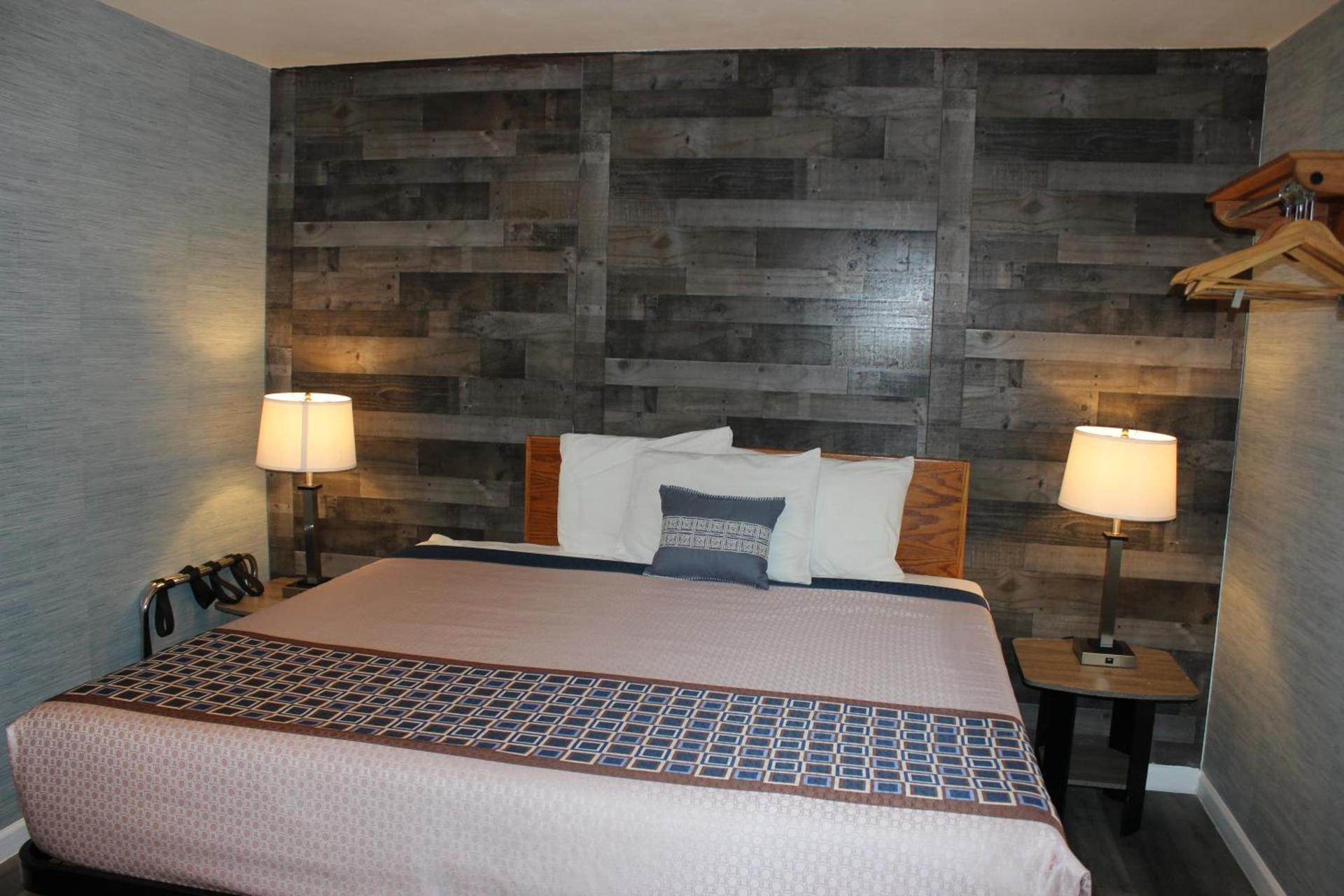 Cedarwood Inn of Ashland photo 59